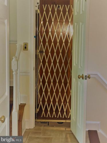 3648 Winfield Ln, Washington DC  20007-2348 exterior