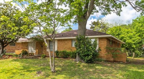 2037 Cedar Valley Ln, Dallas TX  75232-2305 exterior