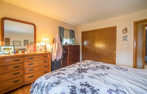 12032 Langlade St, Milwaukee WI 53225-1015 exterior