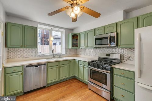 2017 Colorado St, Philadelphia PA 19145-2911 exterior