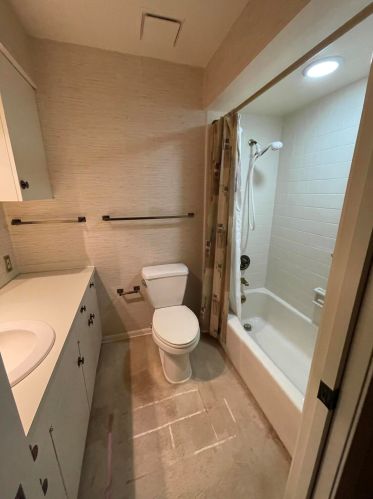 2291 Radcliff Cir, Grand Rapids MI 49546-7721 exterior