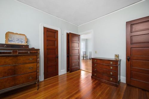 193 10 St, Providence RI 02906-2922 exterior