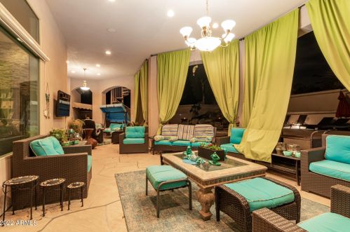 13816 18th St, Phoenix AZ 85022-2878 exterior