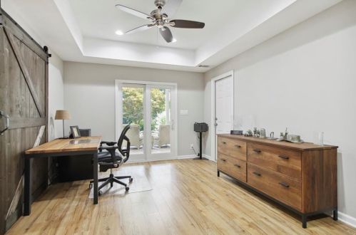 1401 Canoochee Dr, Atlanta GA exterior