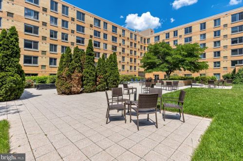 475 K St, Washington DC  20001-5252 exterior