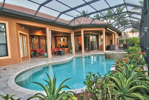 7773 Classics Dr, Naples FL 34113-3170 exterior