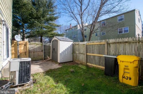 439 Ingram Ct, Glen Burnie MD 21061-6126 exterior