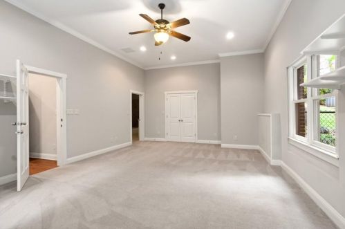 1755 Knoll Pl, Atlanta GA exterior