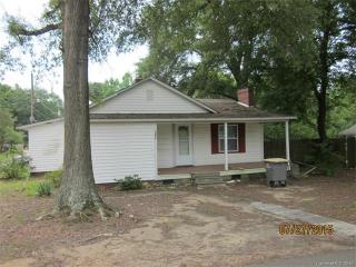 1401 Due West St, Kannapolis, NC 28081-4175