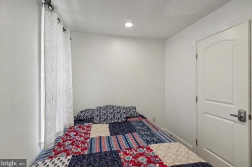 1557 9 St, Philadelphia PA 19148-3701 exterior