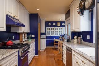 4556 52nd Ave, Seattle WA  98105-3842 exterior