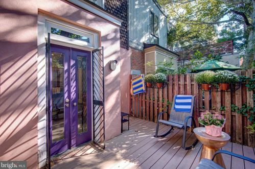 2004 Brandywine St, Philadelphia PA 19130-3204 exterior