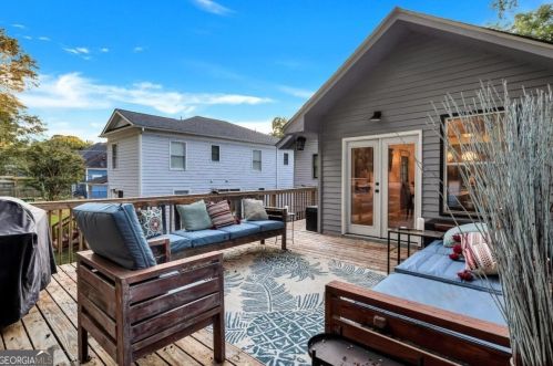 548 Holderness St, Atlanta GA 30310-1750 exterior