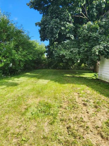 1213 Westmoreland Ave, Waukegan IL  60085-3447 exterior