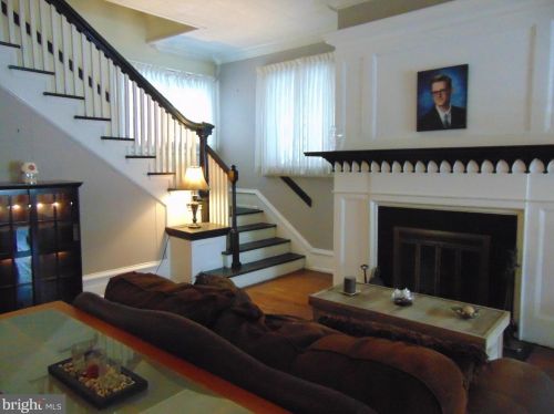 1320 Mahantongo St, Primrose, PA 17901-3306