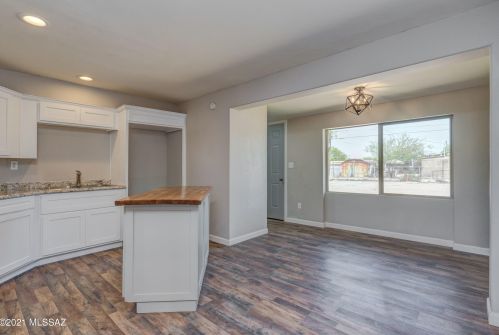 434 Montana St, Tucson AZ  85706-1244 exterior