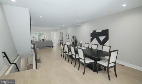 429 Lemonte St, Philadelphia PA 19128-4534 exterior