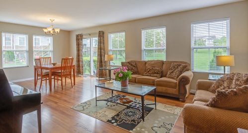 1520 Brompton Ln, Bull Valley, IL 60014-1917