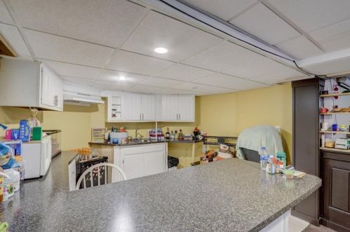 2106 34, Milwaukee WI 53215-2301 exterior