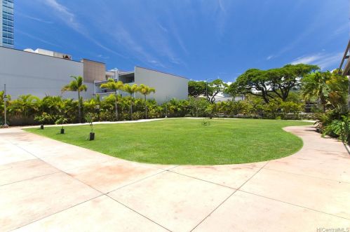 1009 Kapiolani Blvd, Honolulu HI  96814-2103 exterior