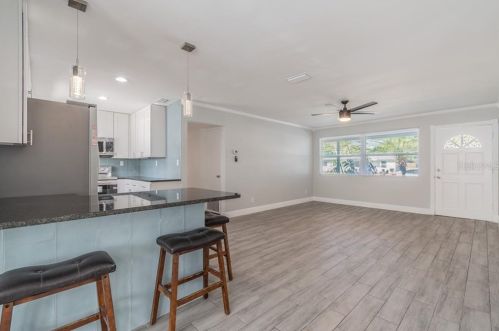 4722 Bay Ave, Tampa FL 33616-1070 exterior