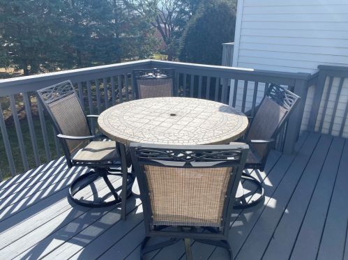 665 Barlina Rd, Bull Valley IL 60014-8451 exterior