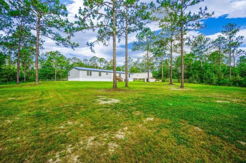 1102 Girl Scout Rd, Defuniak Springs FL 32433-6798 exterior