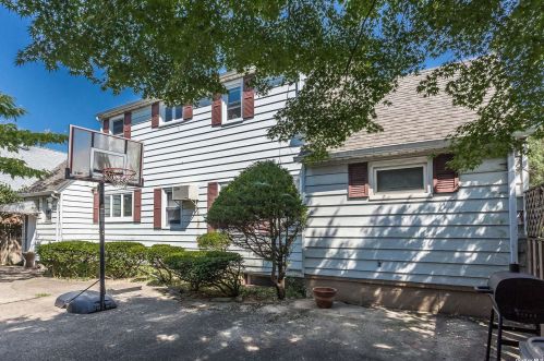 30 Emerson Pl, Valley Stream NY 11580-4101 exterior