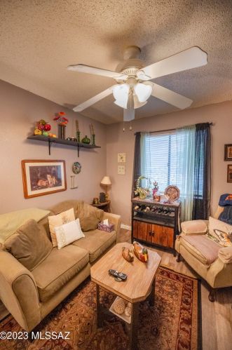 10246 Essex Village Dr, Tucson AZ 85748-6796 exterior