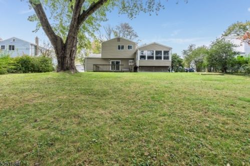 107 Pleasant View Rd, Hackettstown, NJ 07840-1017