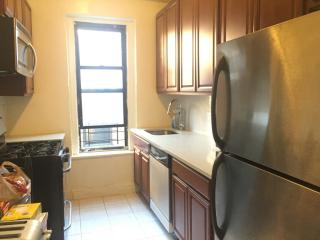 330 Eastern Pkwy, Brooklyn NY  11225-1207 exterior