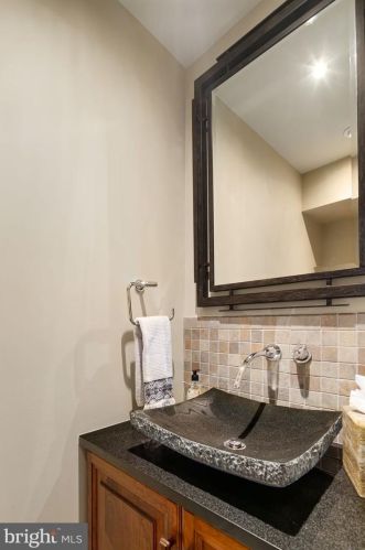 615 Addison St, Philadelphia PA 19143-1308 exterior