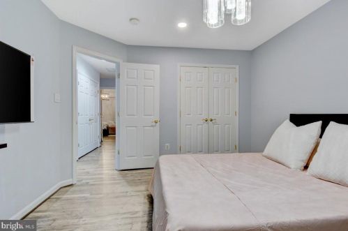 3405 Governors Crest Ct, Alexandria VA  22310-2337 exterior