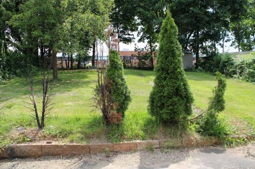 101 Belden St, New Britain CT 06051-2801 exterior