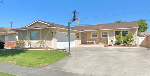 4261 Oak Ave, Fullerton, CA 92833-3443