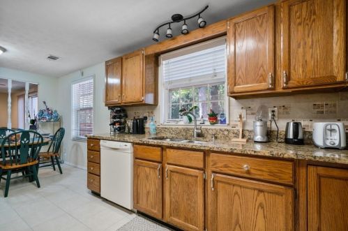 3500 Castlehill Ct, Tucker GA 30084 exterior