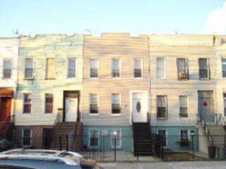 57 Vernon Ave, Brooklyn NY  11206-6409 exterior