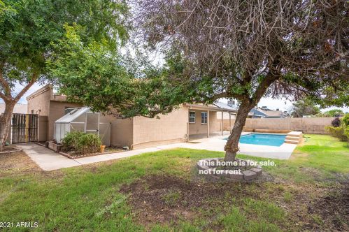 8813 Coolidge St, Phoenix AZ 85016-4612 exterior