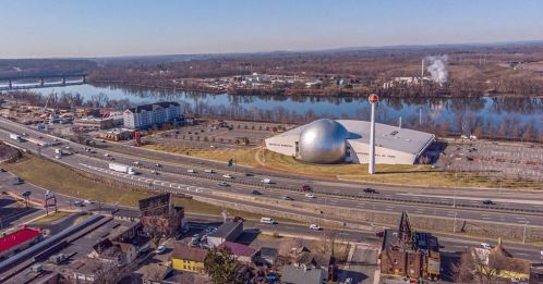 22 Loring St, Springfield MA 01105-2433 exterior