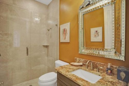 31 Is Dr, Boynton Beach FL 33435-3338 exterior