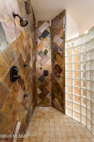 4421 Pontatoc Rd, Tucson AZ 85718-6750 exterior