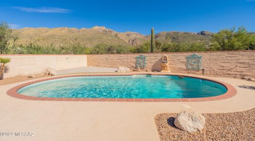 11446 Catalina Hwy, Tucson, AZ 85749-9688