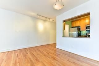 2901 16th St, Washington DC  20009-1821 exterior