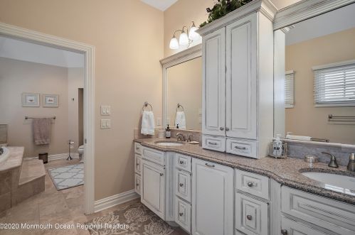 11 Philadelphia Ave, Lavallette NJ 08735-2345 exterior