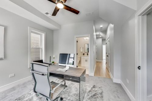 1624 Peterson Ave, Chicago IL  60660-2417 exterior