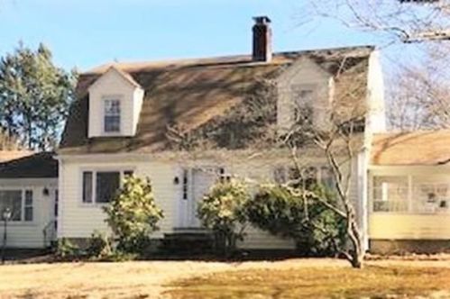 9 Pilgrim Way, Walpole, MA 02032-1335