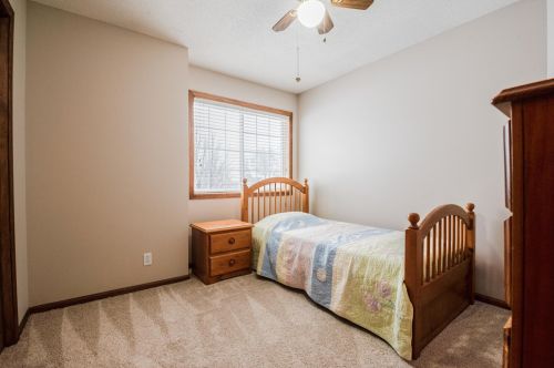 8424 Ashford Rd, Saint Paul MN 55125-8481 exterior