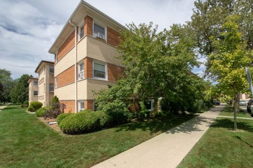 6800 Ozark Ave, Chicago IL 60631-1277 exterior