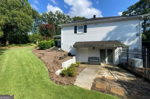 1505 Chevron Way, Atlanta GA 30350-4426 exterior