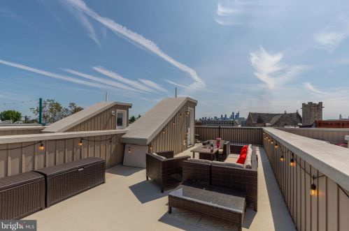 2123 Cumberland St, Philadelphia PA 19125-1718 exterior